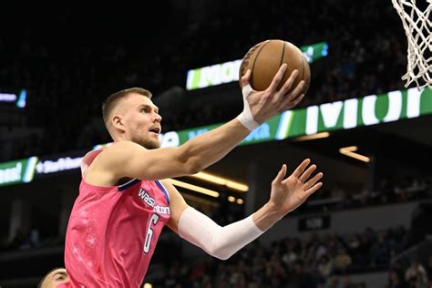 Report: Kristaps Porzingis signs two-year extension with Celtics